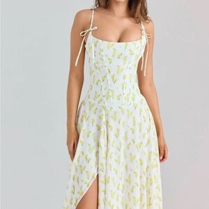 House of CB Yvette Yellow Floral Dress, NWOT,size small